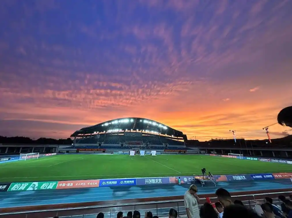 葡萄牙超级联赛：吉马良斯 VS 本菲卡